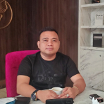 Dugaan Penyalahgunaan Wewenang, Kejati Sultra Diminta Periksa Eks Kadis DPMPTSP Bombana.